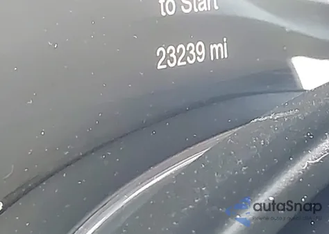 2021 Jeep Grand Cherokee Laredo X 4X4 z USA, uszkodzony, nr VIN 1C4RJFAGXMC676138